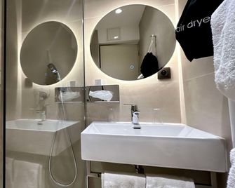 Best Western Plus Au Grand Saint Jean - Beaune - Bad