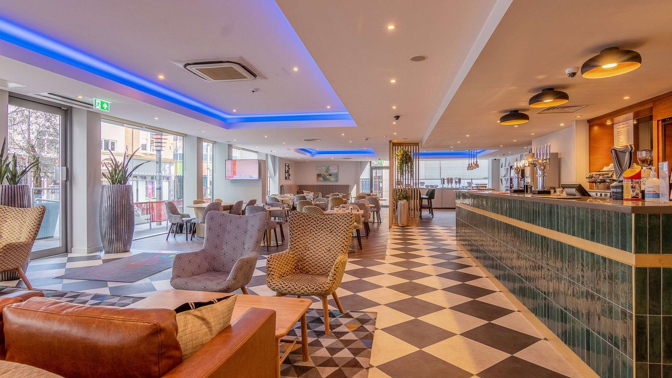 Ramada Encore by Wyndham Leicester City Centre