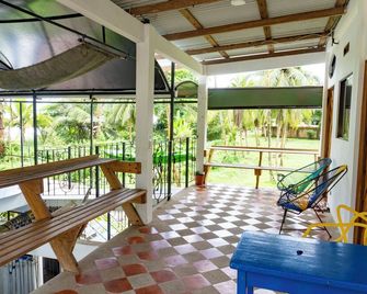 Hotel Pura Natura Beachfront Tortuguero - Tortuguero