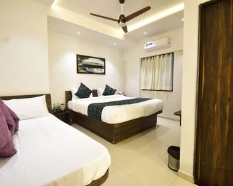 Urban Nest - Mumbai - Bedroom