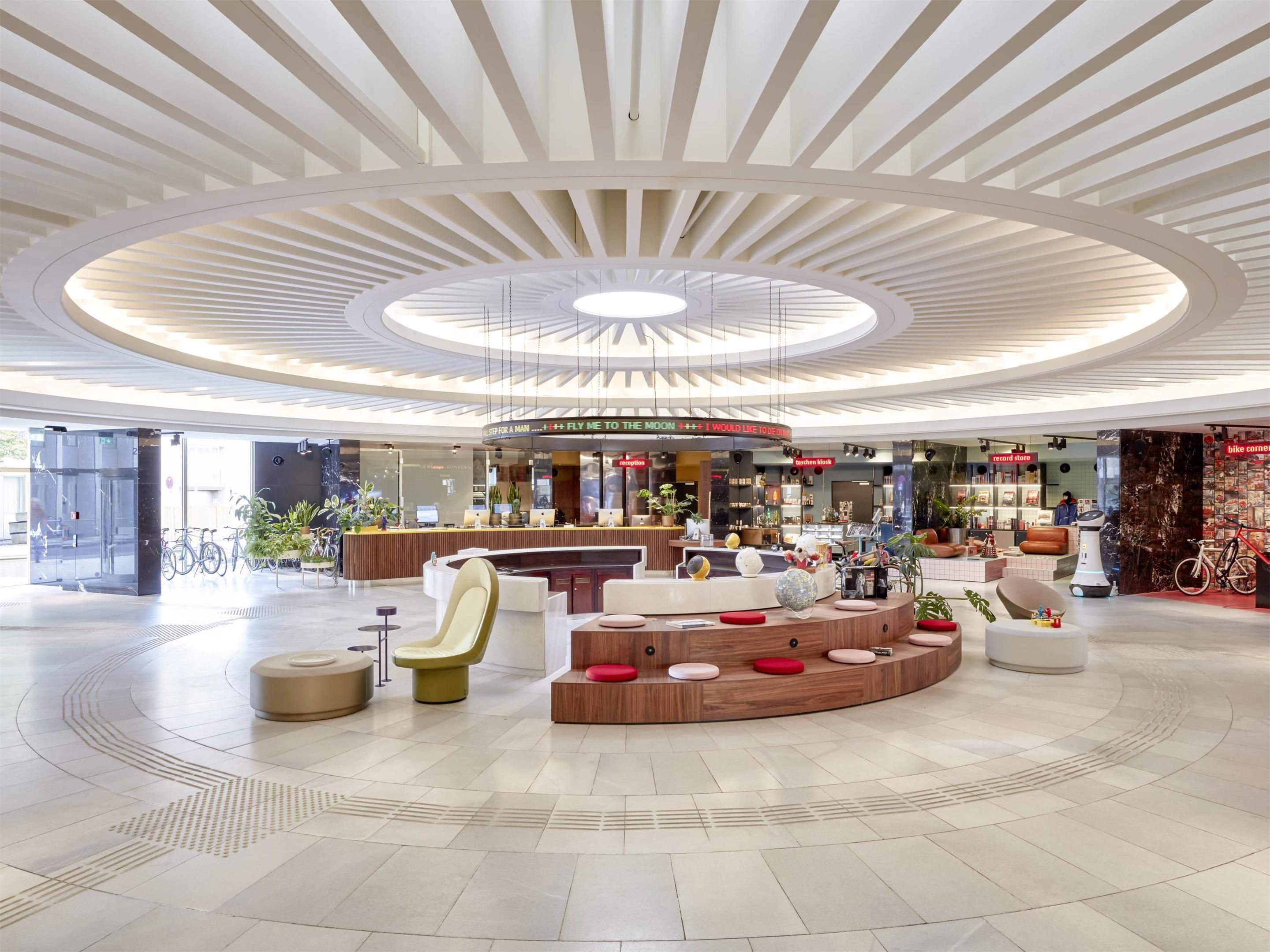 فندق 25 آورز ذا سيركل - كولونيا - ردهة