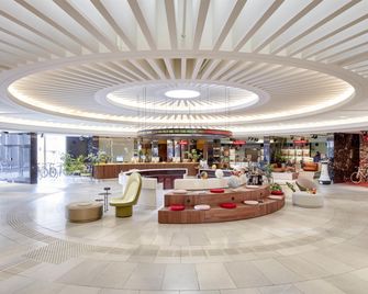 فندق 25 آورز ذا سيركل - كولونيا - ردهة