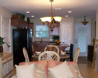 Best Of Both Worlds - Beach And Golf! - Port Isabel - Essbereich