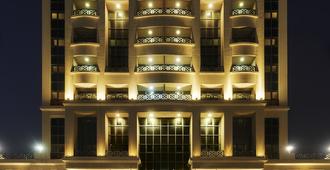 Coral Dubai Deira Hotel - Dubái - Edificio