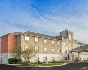 Holiday Inn Express Howe - Howe - Building