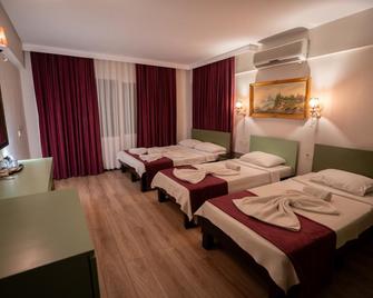 Antalyali Han Otel - Datça - Bedroom