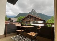 Ferienwohnung mit Bergblick & Netflix - Oberammergau - Balkon