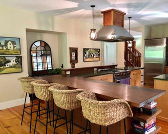 Private 6 Acre Catskills Retreat Between Mohonk And Woodstock - Sleeps 8 - Accord - Dining room