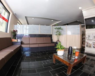 Hotel Express Centro Histórico - Porto Alegre - Front desk