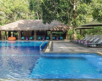 River Kwai Resotel - Sai Yok - Pool