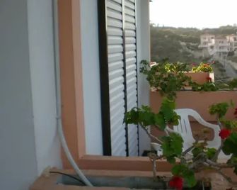 Pentari - Stalos - Balkon