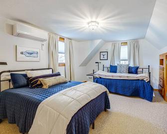 Spacious Presque Isle Home Walk to Downtown! - Presque Isle - Habitación