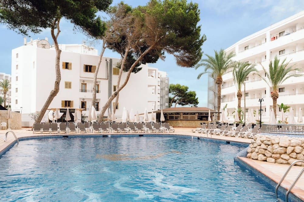 مون دريمز كورال بيتش