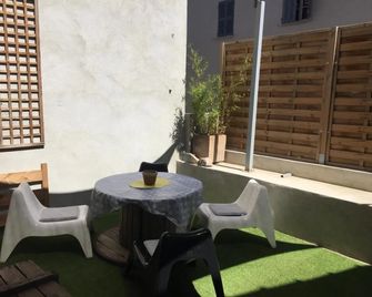 Le Mourillon Appartement -Terrasse - Toulon - Patio