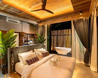Grandfather Khao Lak Resort - Takua Pa