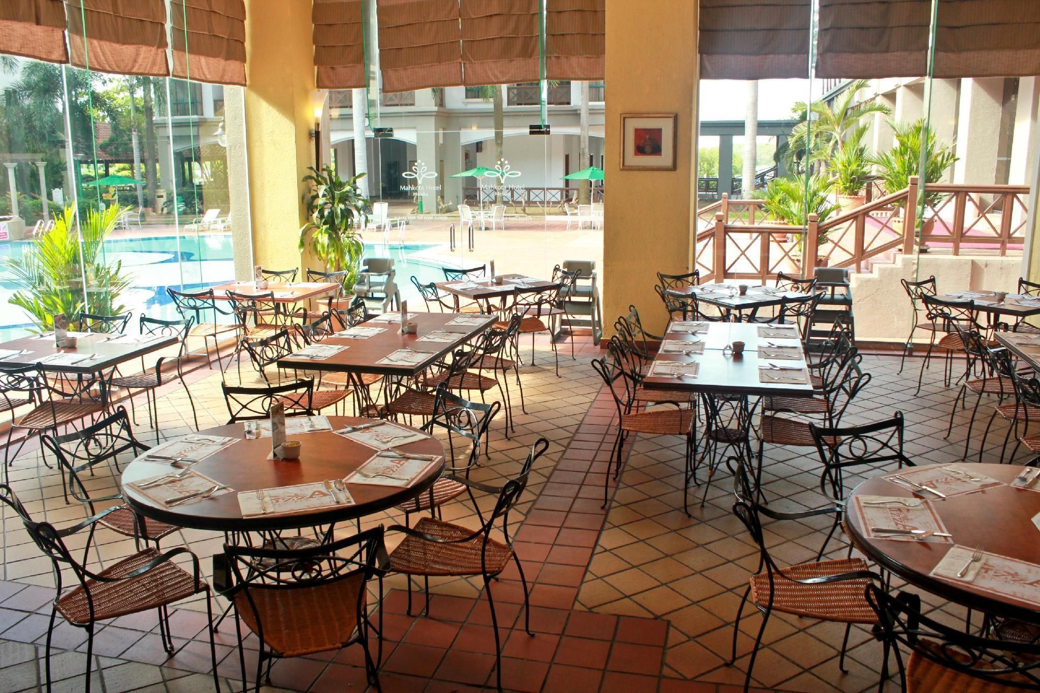 ماهكوتا هوتل ميلاكا