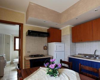 Bed & Breakfast Garrupa - Marcellinara - Cocina