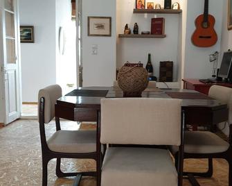 Renovated Traditional Stone House In Evia, Greece - Alivéri - Comedor