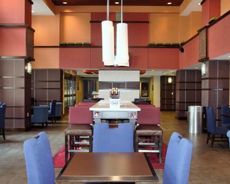 Hampton Inn & Suites Cincinnati/Uptown-University Area - Cincinnati - Restaurant