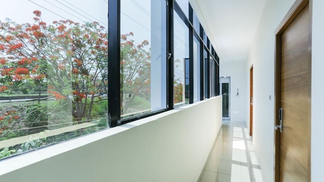 Treebo Trend Cmks Gulmohar Suites