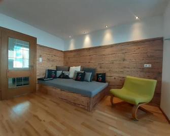 Ferienwohnungen Wartbichler - Lofer - Huiskamer
