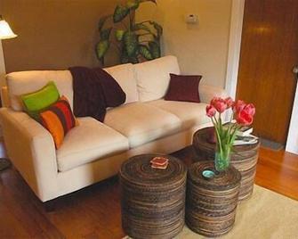 Apartamentos Los Angeles Managua - Managua - Living room