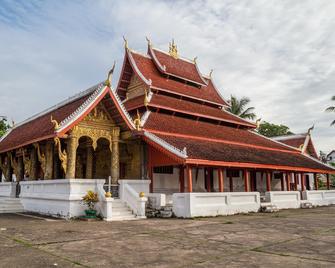 Luang Prabang Hostel And Travel - Luang Prabang - Building