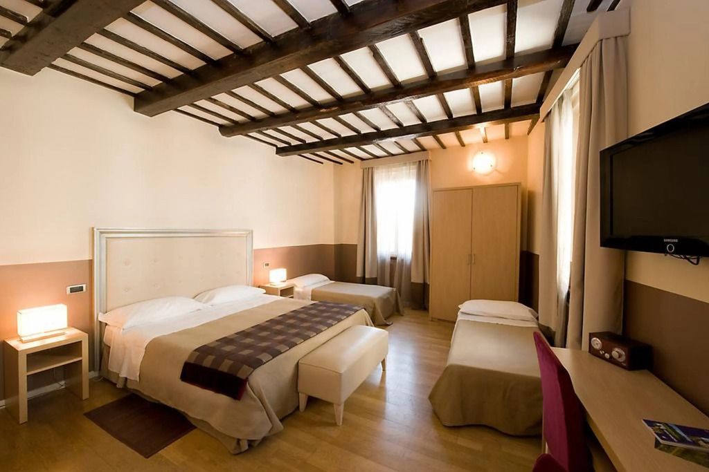 هوتل ألكسندر