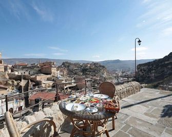 Travel Inn Cave Hotel - Göreme - Balkon