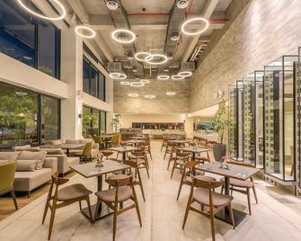 Jinhold Hotel & Serviced Apartment - Miri - Restaurant