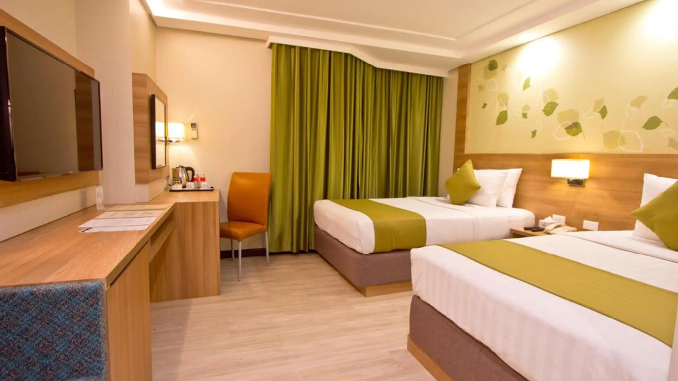 Crown Regency Hotel Makati