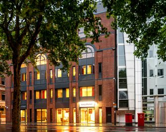 老街便捷飯店 - 倫敦 - 建築