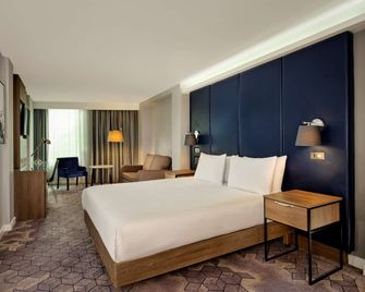 DoubleTree by Hilton Lincoln - לינקולן - חדר שינה