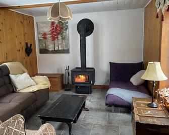 La Beauchemin - À Chacun Son Shack - Saint-Gabriel-de-Valcartier - Living room