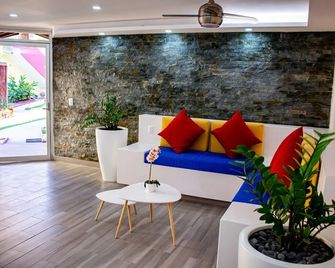 Tronco Bay Inn - Troncones