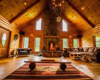 The Cabin That Brings People Together - Bridgewater - Lounge