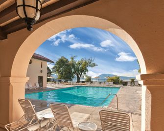 Worldmark Clear Lake - Nice - Pool