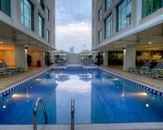 Siji Hotel Apartments - Fujairah - Pool