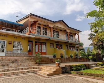 Ubumwe Hotel Gisenyi - Gisenyi - Gebouw