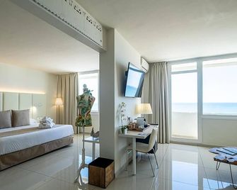 On Hotels Oceanfront - Matalascañas