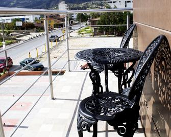 Pontevedra Hotel Boutique - Paipa - Balcón