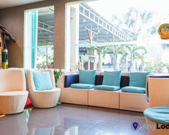 Anylodge Waterfront Marina Island Pangkor - Lumut - Lounge
