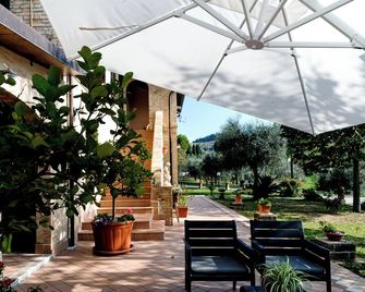 Villa Fonte a Colle - Castorano - Patio