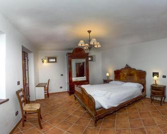 Albergo Diffuso Balcone Sul Friuli - Clauzetto - Habitación