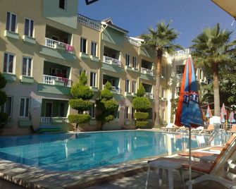 شقق كلوب صَن سِت - مارماريس