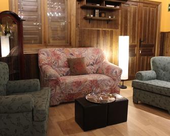 Hostal Mainz - Piedralaves - Sala de estar