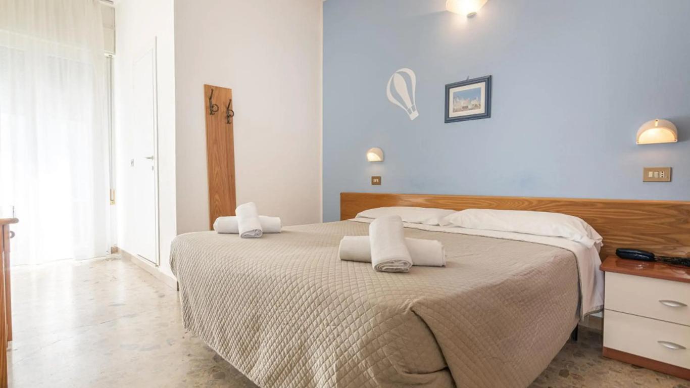 Hotel Santiago