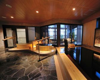 Tennen Onsen Toyama Tsurugi no Yu Onyado Nono - Toyama - Casa de banho