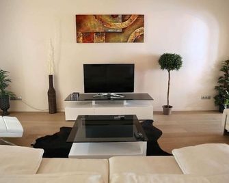 Royal Apartments Brussels - Brussels - Living room