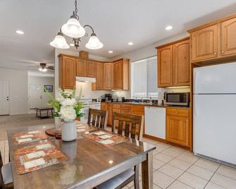 Glen Ellen Retreat #2 King Beds - Glen Ellen - Cocina